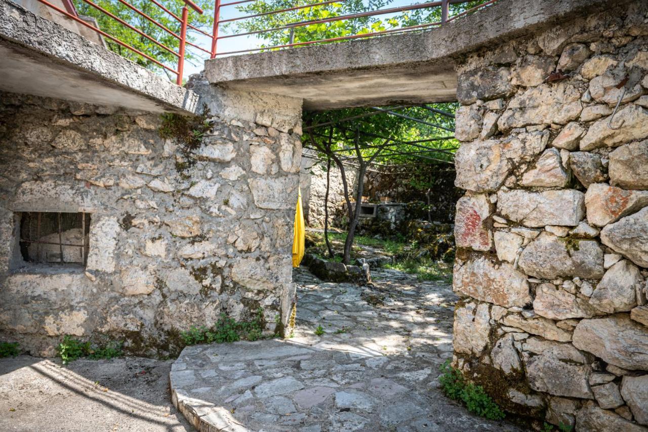 Guest House Gornji Ceklin Cetinje Bagian luar foto