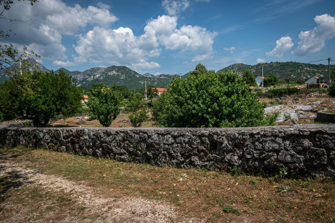 Guest House Gornji Ceklin Cetinje Bagian luar foto